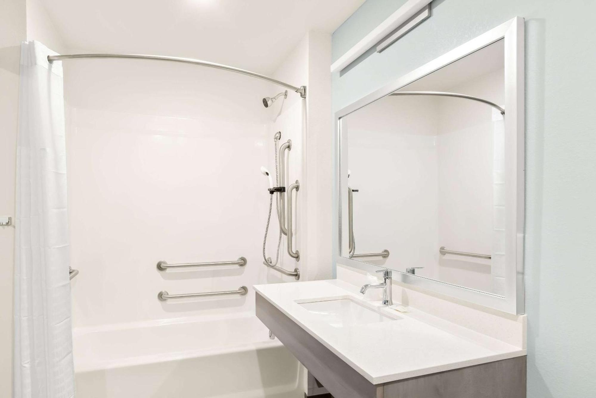 Woodspring Suites Savannah West Chatham Parkway Extérieur photo